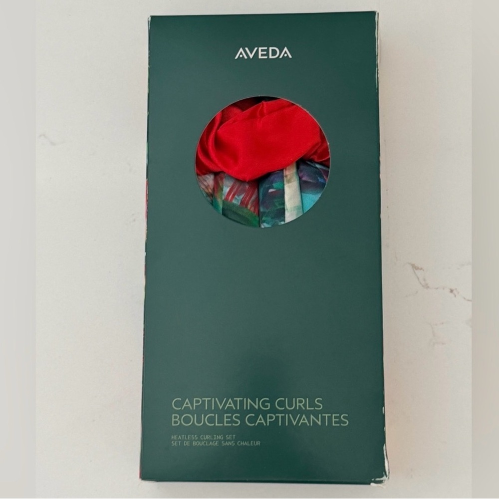 Aveda Captivating Curls Heatless Set - Red and Green - Picture 1 of 1